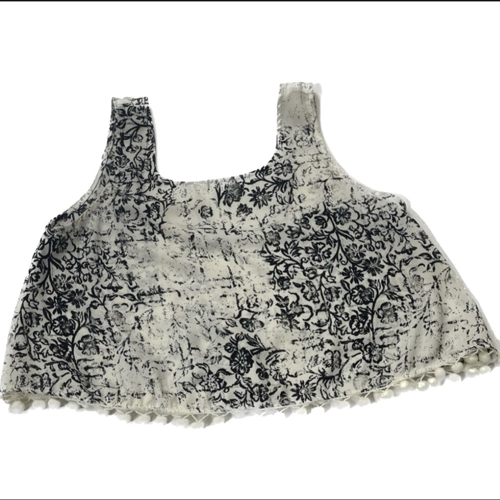 Design Lab Women’s Cropped Tank size medium